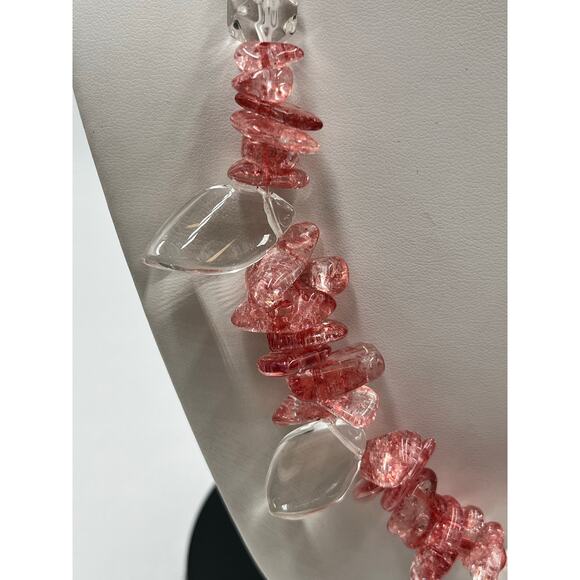Cherry Quartz &
Clear Quartz Chip Bead
Statement Necklace Pink Coral
Gemstone - Picture 10 of 13